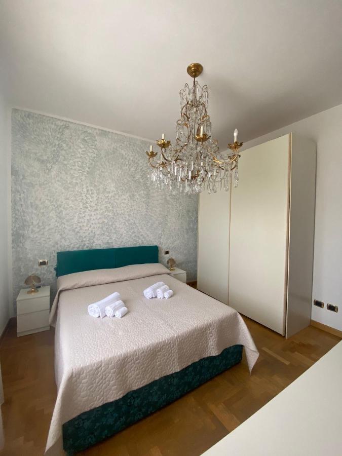 Hotel Prima Luce Peschiera del Garda Exterior foto