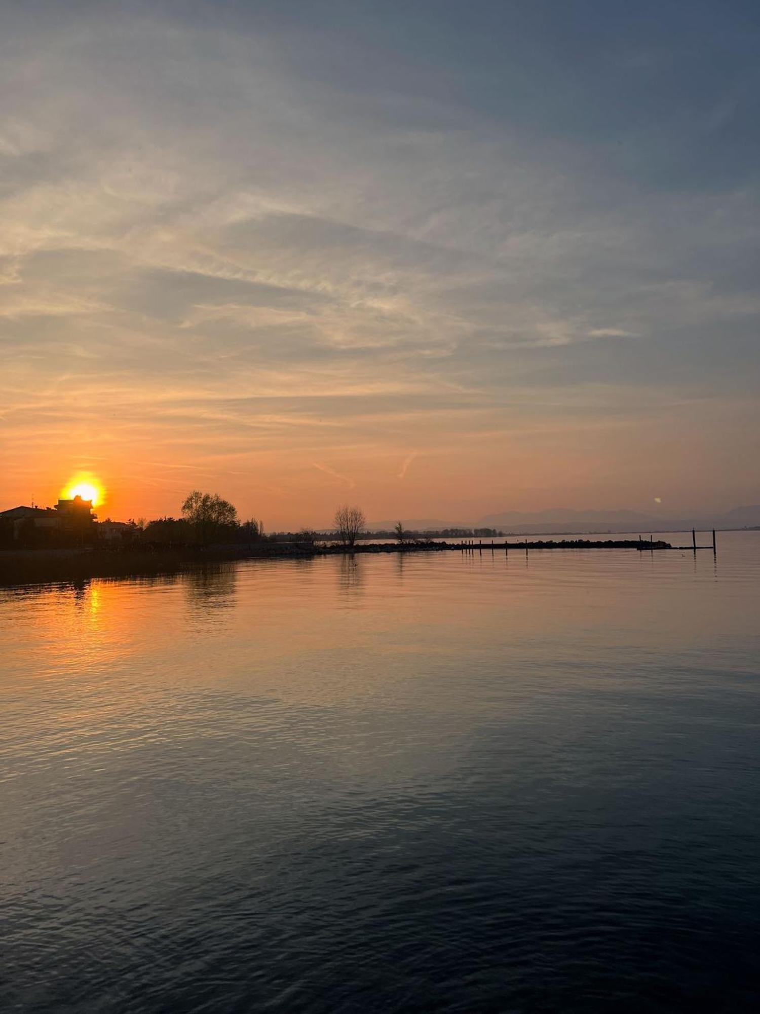 Hotel Prima Luce Peschiera del Garda Exterior foto